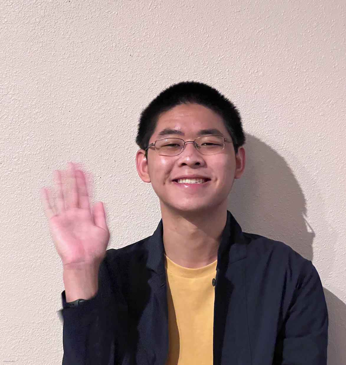 Ryan Hsu waving Hello